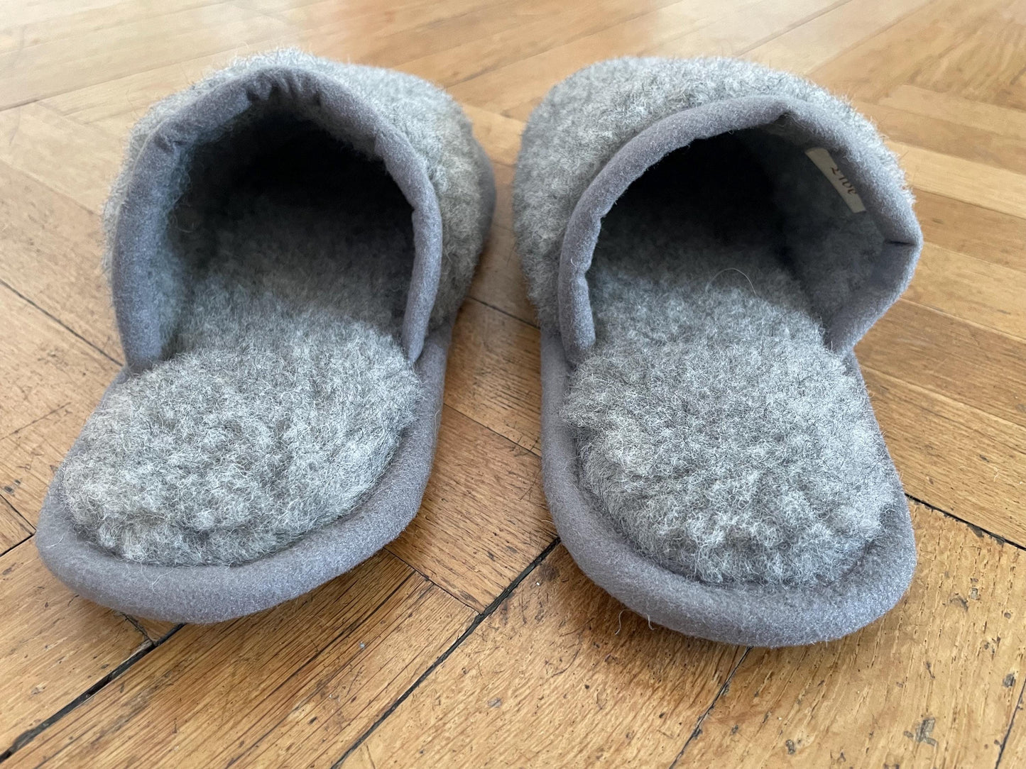 Merino Wool Slippers: Eco-Friendly Non-Slip Indoor Shoes