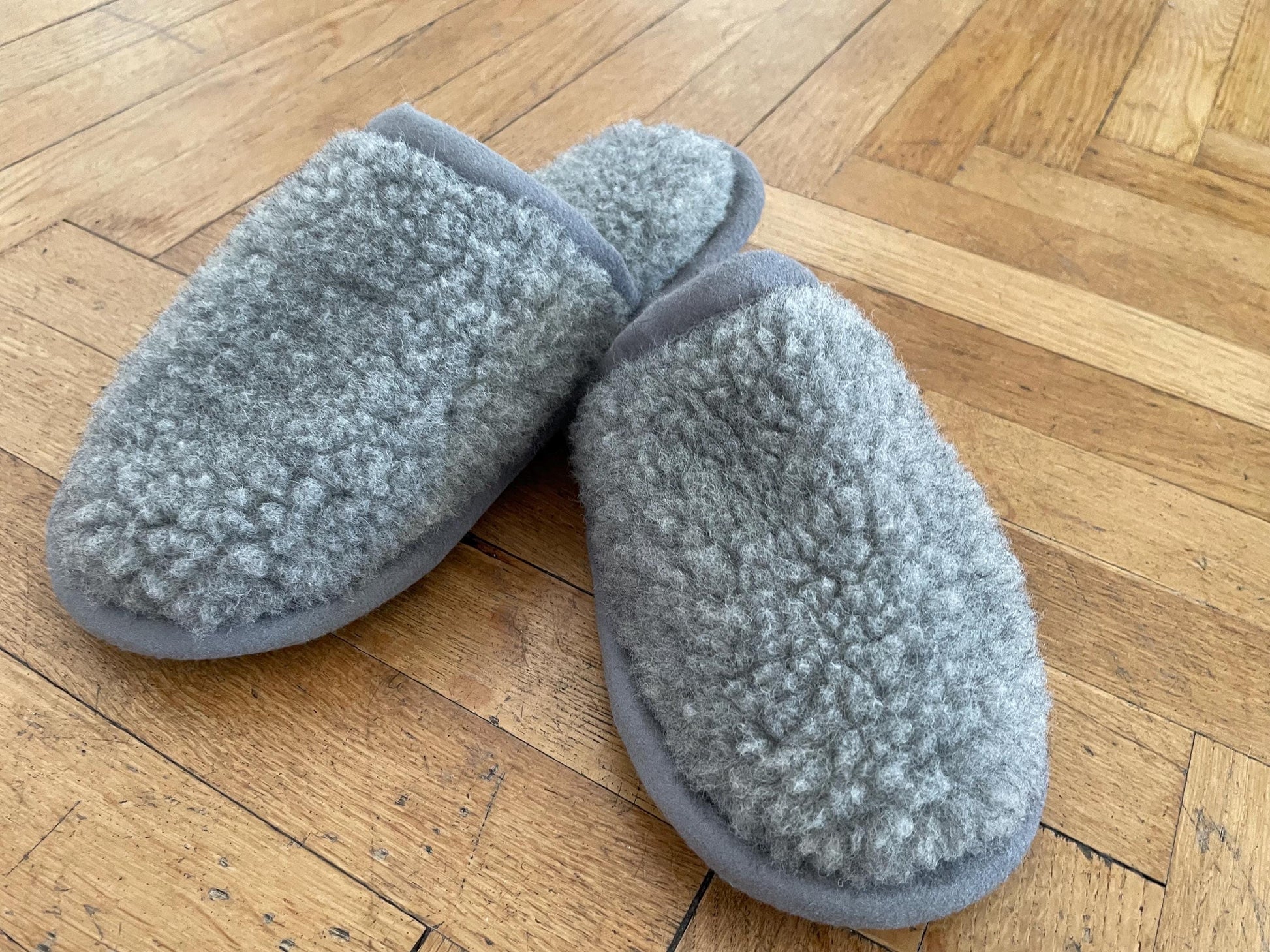 Merino Wool Slippers: Eco-Friendly Non-Slip Indoor Shoes